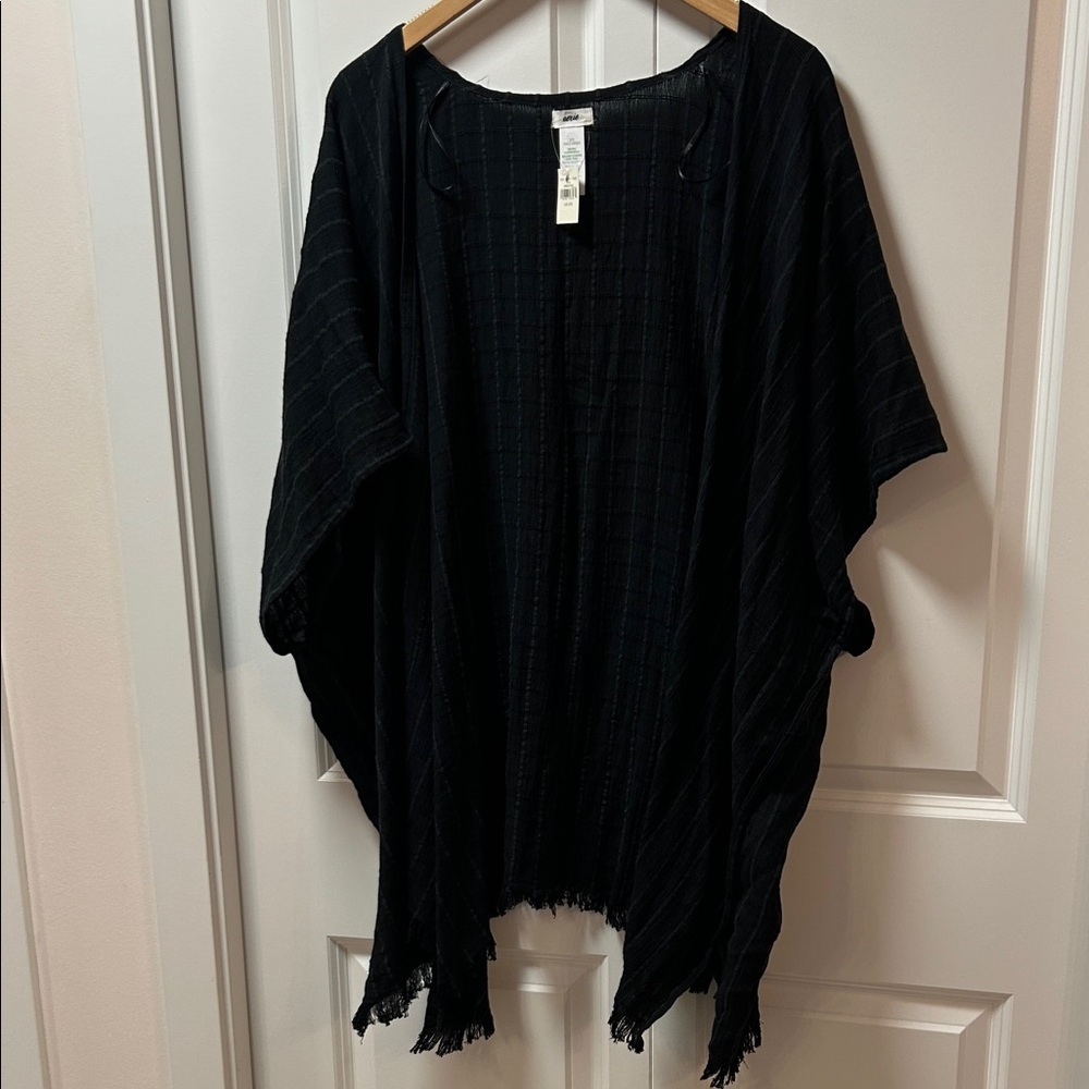 Aerie Charcoal Plaid Kimono